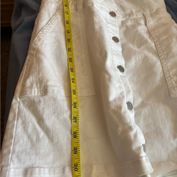 HABITUAL White Denim Button-Up Short Sleeve Dress. Size Medium. - Picture 6 of 6